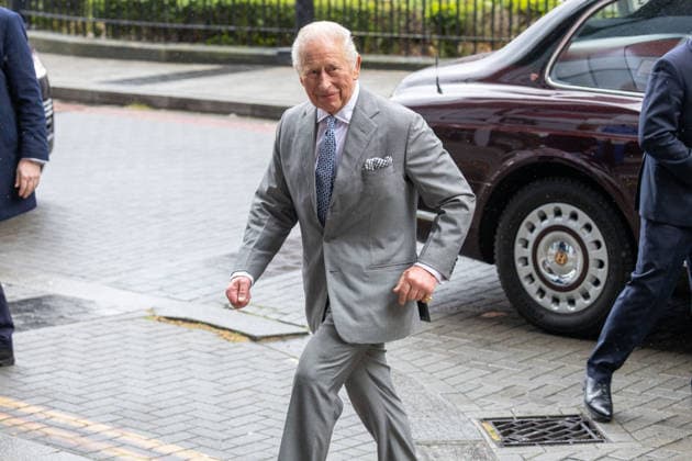 May 11, 2026, London, England, United Kingdom: King CHARLES III arrives at GuyÃ¢â‚¬â ¢s NHS Cancer Centre ahead of a visit. London United Kingdom - ZUMAs262 20260511_zip_s262_007 Copyright: xTayfunxSalcix