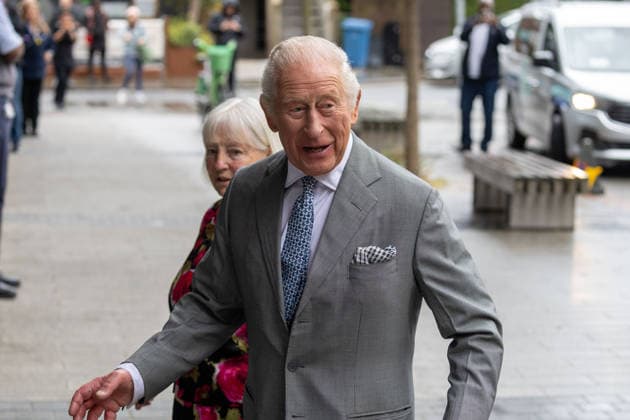 May 11, 2026, London, England, United Kingdom: King CHARLES III arrives at GuyÃ¢â‚¬â ¢s NHS Cancer Centre ahead of a visit. London United Kingdom  - ZUMAs262 20260511_zip_s262_010 Copyright: xTayfunxSalcix