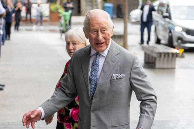 May 11, 2026, London, England, United Kingdom: King CHARLES III arrives at GuyÃ¢â‚¬â ¢s NHS Cancer Centre ahead of a visit. London United Kingdom - ZUMAs262 20260511_zip_s262_009 Copyright: xTayfunxSalcix
