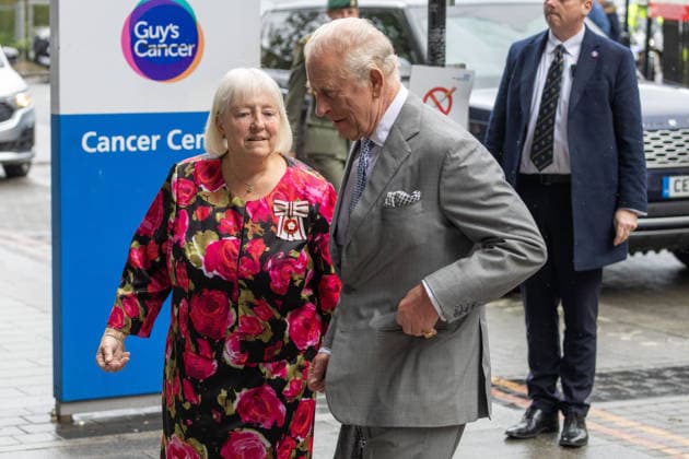 May 11, 2026, London, England, United Kingdom: King CHARLES III arrives at GuyÃ¢â‚¬â ¢s NHS Cancer Centre ahead of a visit. London United Kingdom - ZUMAs262 20260511_zip_s262_020 Copyright: xTayfunxSalcix