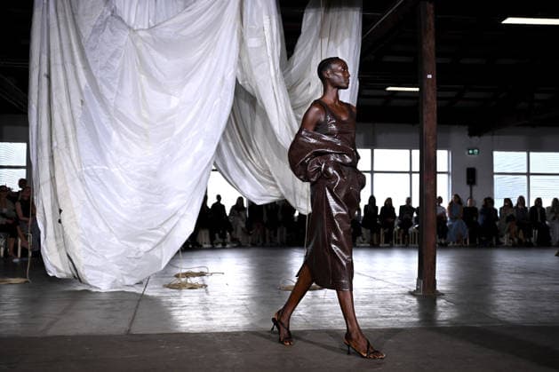 AUSTRALIAN FASHION WEEK, A model walks the runway wearing creations by Australian designer Bianca Spender, during Australian Fashion Week in Sydney, Tuesday, May 12, 2026. ( NO ARCHIVING SYDNEY NEW SOUTH WALES AUSTRALIA  Copyright: xDANxHIMBRECHTSx 20260512146920385940
