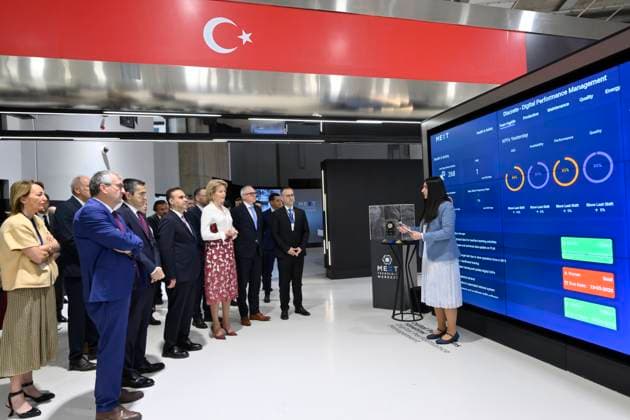 Queen Mathilde Attends 2026 Turkey Economic Mission ISTANBUL, TURKEY - MAY 12: Queen Mathilde of Belgium pictured attending the meeting From Industry 4.0 to 5.0: A Belgian-Turkish Dialogue on the Future of Manufacturing amid Global Geopolitical Shifts during the Belgian Economic Mission to the Republic of Turkey on May 12, 2026 in Istanbul, Turkey, 12 05 2026 Istanbul Turkey  Copyright: xPhilipxReynaersx