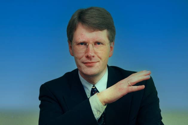 Deutschland, Hannover, 26.02.1993 F: 04-36-14 Fuer Ihr Archiv! Foto: Christian Wulff, CDU-Kandidat fuer das Amt des Ministerpraesidenten Fuer Ihr Archiv! Fuer Ihr Archiv! *** Germany, Hanover, 26 02 1993 F 04 36 14 For your archive Photo Christian Wulff, CDU candidate for the office of Minister President For your archive For your archive