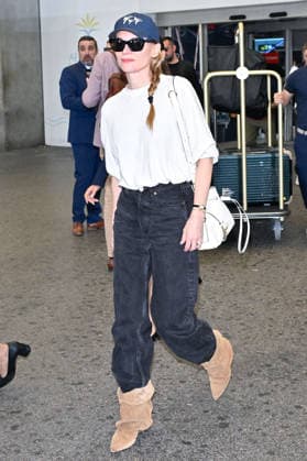 Cannes Diane Kruger At Nice Airport JR Diane Kruger is seen at Nice airport ahead 79th Cannes Film Festival in Nice, France on May 12, 2026. Photo by Julien Reynaud APS-Medias ABACAPRESS.COM Nice France  Copyright: xReynaudxJulien APS-Medias ABACAx