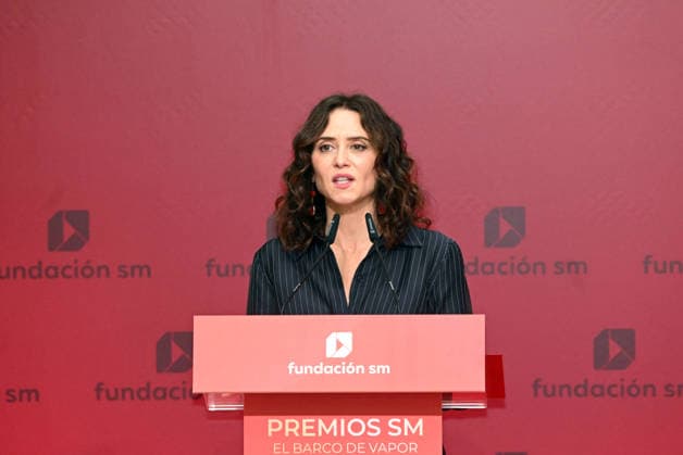 Queen Letizia presents the awards to the winning authors in the 48th edition of the SM Childrens Literature Awards The President of the Community of Madrid, Isabel Díaz Ayuso, during the presentation of the awards to the winning authors in the 48th edition of the SM Childrens Literature Awards El Barco de Vapor and Gran Angular 2026, at the Real Casa de Correos, on May 12, 2026, in Madrid Spain The winners Josan Hatero and Alba Quintas Garciandia will receive an endowment of 35,000 euros each, the largest in the Spanish-speaking world in their categories REINA REALEZA LITERATURA José Madrid Madrid Madrid Spain  Copyright: xJosÃ xOlivax 7518182