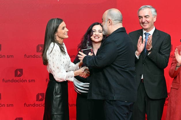 Queen Letizia presents the awards to the winning authors in the 48th edition of the SM Childrens Literature Awards Queen Letizia presents the award to Josan Hatero in the 48th edition of the SM Childrens Literature Awards El Barco de Vapor and Gran Angular 2026, at the Real Casa de Correos, on May 12, 2026, in Madrid Spain Winners Josan Hatero and Alba Quintas Garciandia will receive an award of 35,000 euros each, the largest in the Spanish-speaking world in their categories QUEEN REALEZA LITERATURA José Madrid Madrid Madrid Espana  Copyright: xJosÃ xOlivax 7518261