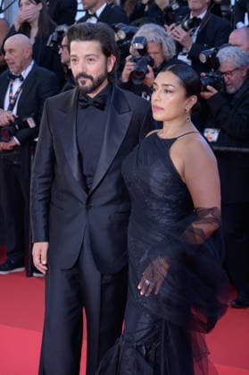 Electric Kiss Premiere at 79th Festival de Cannes - Cannes, France CANNES, FRANCE. May 12, 2026: Diego Luna & Adriana Paz at the Grand Opening and premiere for The Electric Kiss at the 79th Festival de Cannes. Picture: Paul Smith Featureflash Cannes France  Copyright: xPaulxSmithx xFeatureflashx