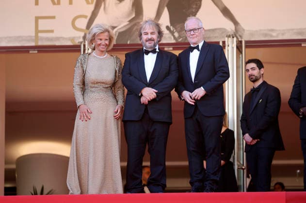 Iris Knobloch, Peter Jackson und Thierry Fremaux bei der Opening Ceremony mit der Premiere des Kinofilms La VÃ nus Electrique The Electric Kiss auf dem Festival de Cannes 2026 79. Internationale Filmfestspiele von Cannes im Palais des Festivals. Cannes, 12.05.2026