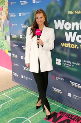 Laura Wontorra beim Premieren-Screening der Magenta TV Doku-Serie Wontorras World Cup - Vater. Tochter. WM. im Telekom Flagship Store. Hamburg, 12.05.2026