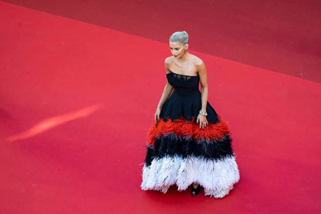 Caroline Daur Montée des marches du film La vénus électrique pour la cérémonie douverture du 79ème Festival International du Film de Cannes, le 12 mai 2026 Camilla Canalini Bestimage Red carpet for The electric kiss during the 79th Cannes International Film Festival Opening ceremony on May 12, 2026 Cannes France  Copyright: xCamillaxCanalinix xBestimagexCamillaxCanalinix xBestimagex