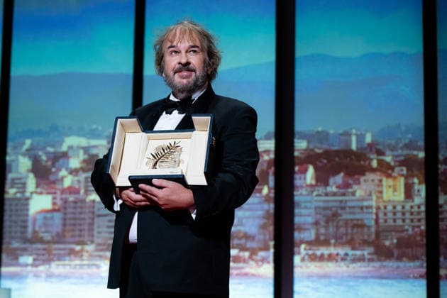 Cannes - Opening Ceremony LZ Peter Jackson receives the Honorary Palme d Or during the Opening Ceremony as part of the 79th Cannes Film Festival in Cannes, France on May 12, 2026. Photo by Laurent Zabulon ABACAPRESS.COM  Copyright: xZabulonxLaurentx