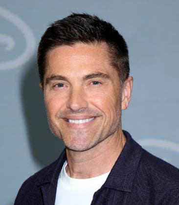 2026 Disney Upfront Eric Winter attending the 2026 Disney Upfront held at the Javits Center on May 12, 2026 in New York City, NY New York City Javits Center NY USA Copyright: xStevenxBergman AFF-USA.COMx
