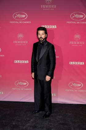 79th Cannes Film Festival Photocall Opening Dinner Palm Beach - Cannes, France Diego Luna 79th Cannes Film Festival Photocall Opening Dinner Palm Beach - Cannes, France 12th May 2026 SGPItalia id 134688_009 *Not Exclusive  Copyright: xSGPx
