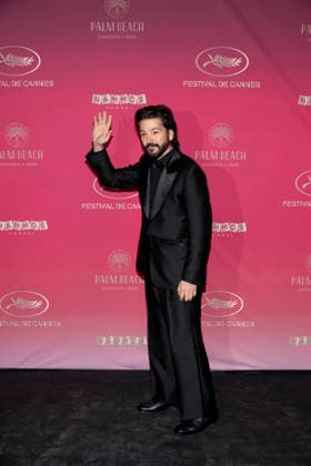 79th Cannes Film Festival Photocall Opening Dinner Palm Beach - Cannes, France Diego Luna 79th Cannes Film Festival Photocall Opening Dinner Palm Beach - Cannes, France 12th May 2026 SGPItalia id 134688_009 *Not Exclusive  Copyright: xSGPx