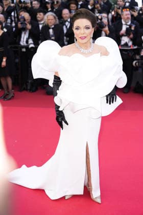 Foto IPP Daniele Cifala’ Cannes 12 05 2026 Opening Ceremony And La Vénus Electrique (The Electric Venus) Screening - The 79th Annual Cannes Film Festival nella foto : Dame Joan Collins of My Duchess attends the opening ceremony and La Vénus Electrique (The Electric Venus) screening during the 79th annual Cannes Film Festival at Palais des Festivals on May 12, 2026 in Cannes, France.