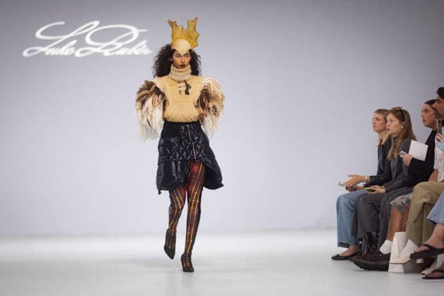 AUSTRALIAN FASHION WEEK, The FDS TAFE NSW - The Innovators show during Australian fashion week at the Museum of contemporary art, Sydney, Wednesday, May 13, 2026. ( NO ARCHIVING MELBOURNE VICTORIA AUSTRALIA  Copyright: xNADIRxKINANIx 20260513177368431841