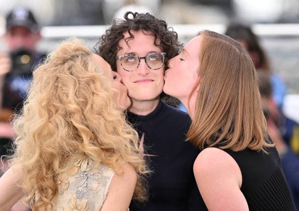 79th Cannes Film Festival: Teenage Sex and Death at Camp Miasma photocall CANNES, FRANCE - MAY 13: (L to R) US actress Gillian Anderson, US director and screenwriter Jane Schoenbrun and US actress Hannah Einbinder pose during a photocall for the film Teenage Sex and Death at Camp Miasma at the 79th edition of the Cannes Film Festival in Cannes, France on May 13, 2026. Mustafa Yalcin Anadolu Cannes France. Editorial use only. Please get in touch for any other usage.  Copyright: x2026xAnadoluxMustafaxYalcinx