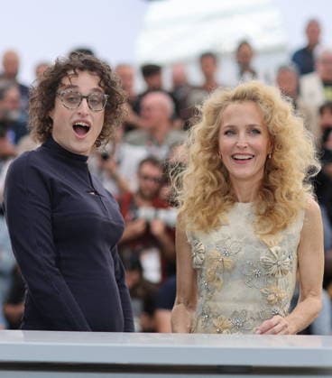 Jane Schoenbrun and Hannah Einbinder at the Teenage Sex and Death at Camp Miasma photocall at the 79th International Film Festival in Cannes, France on May 13, 2026 Jacovides Moreau Bestimage Teenage Sex and Death at Camp Miasma photocall at the 79th annual Cannes Film Festival at Palais des Festivals on May 13, 2026 in Cannes, France Cannes France  Copyright: xJACOVIDES-MOREAUx xBESTIMAGExJACOVIDES-MOREAUx xBESTIMAGEx