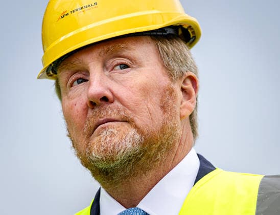 King visit the port of Rotterdam. Rotterdam, the Netherlands. 13 May 2026 King Willem-Alexander during a visit to the port of Rotterdam. The visit is all about subversion and resilience against drug crime and military threats. Rotterdam The Netherlands  Copyright: xDPPA POOL RDWx