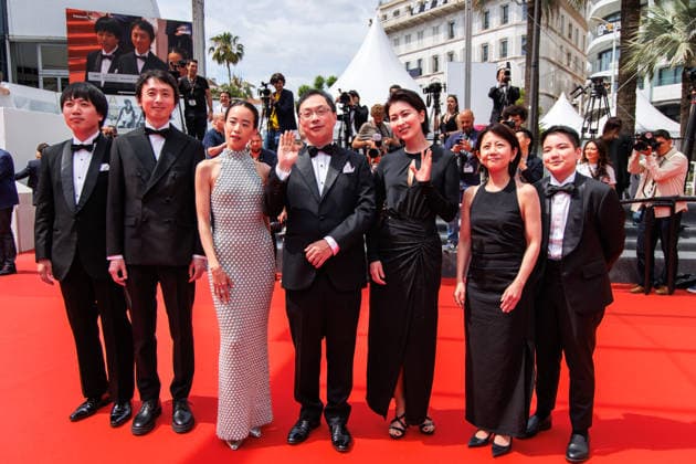 May 13, 2026, Cannes, France: A guest, Terutaro Osanai, Japanese actress Shizuka Ishibashi, Japanese director, screenwriter, editor, and producer Koji Fukada, Japanese actress Takako Matsu and Thai co-Producer Si En Tan attend the red carpet of Nagi Notes at the 79th Cannes Film Festival. Cannes France - ZUMAs197 20260513_aaa_s197_128 Copyright: xMarcoxBaradax