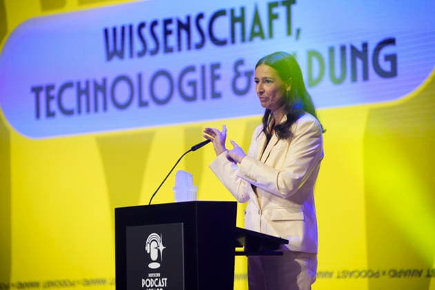 Verleihung Deutscher Podcast Award 2026. Pinar Atalay. Berlin, 13.05.2026. Berlin Deutschland Copyright: xDominikxButzmannx