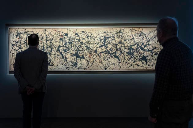 A person is looking at Jackson Pollock s (1912–1956) painting, ‘Number 7A’ (1948), which is set to be auctioned by Christie s in New York, USA, 13 May 2026. A trio of works by Rothko, Pollock, and Brancusi, expected to fetch a combined total of some three hundred million dollars, will test the art market’s renewed optimism during the New York auction season, which begins this Thursday. Auctions of works by Rothko, Pollock, and Brancusi put renewed optimism about the art world to the test !ACHTUNG: NUR REDAKTIONELLE NUTZUNG!  Copyright: xAngelxColmenaresx AME1545 20260513-55020272203_1