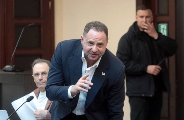 High Anti-Corruption Court chooses preventive measure for Yermak Former head of the Office of the President of Ukraine Andriy Yermak (R), suspected of money laundering, attends a hearing at the High Anti-Corruption Court of Ukraine (HACC) in Kyiv, Ukraine, on May 13, 2026. The hearing was set to consider a motion on a preventive measure. The Specialised Anti-Corruption Prosecutor™s Office requested that the suspect be held in custody with the alternative of bail set at UAH 180 million. Investigators allege that the former official was involved in laundering UAH 460 million through the construction of elite residences in the Dynastiia (Dynasty) cottage town in the village of Kozyn near Kyiv., Credit:Volodymyr Tarasov Ukrinfor  Copyright: xVolodymyrxTarasovx xUkrinformx xAvalonx 1098661036