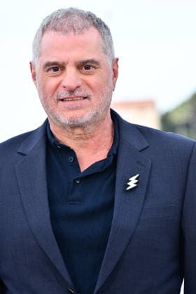 79th Cannes International Film Festival Photocall du film La Vénus Electrique 79th Cannes International Film Festival LA VENUS ELECTRIQUE photocall Pierre Salvadori poses during La Vénus Electrique The Electric Kiss photocall at the 79th annual Cannes Film Festival at Palais des Festivals Thomas Bohlen Starface 2026 05 12 455951 2026 05 13 Cannes France  Copyright: xThomasxBohlenx STAR_455951_003