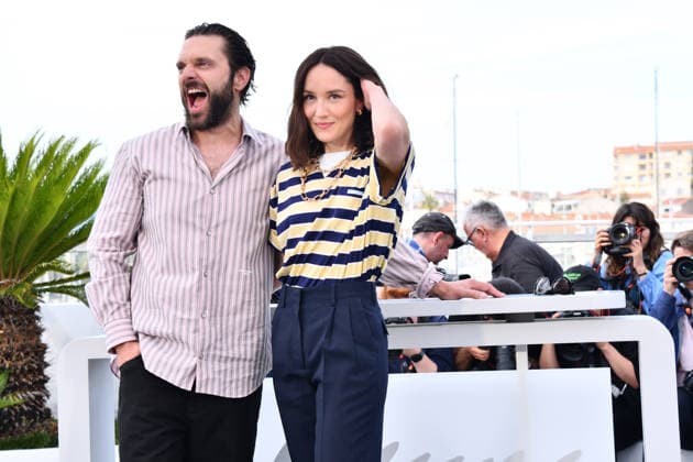 79th Cannes International Film Festival Photocall du film La Vénus Electrique 79th Cannes International Film Festival LA VENUS ELECTRIQUE photocall Pio Marmaï, Anaïs Demoustier pose during La Vénus Electrique The Electric Kiss photocall at the 79th annual Cannes Film Festival at Palais des Festivals Thomas Bohlen Starface 2026 05 12 455951 2026 05 13 Cannes France  Copyright: xThomasxBohlenx STAR_455951_008