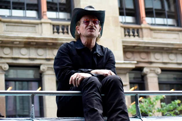 May 13, 2026, Mexico City, Ciudad de Mexico, Mexico: Bono lead of the Irish band U2, at the filming set for the upcoming music video Street of Dreams in Mexico City Downtown. on May 13, 2026 in Mexico City, Mexico. Mexico City Mexico - ZUMAe321 20260513_zea_e321_003 Copyright: xLuisxBarronx