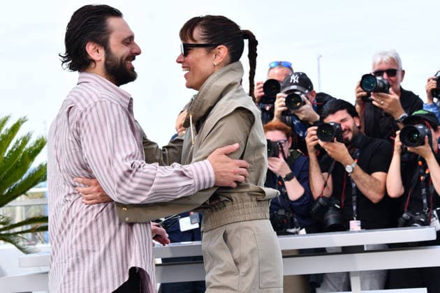 79th Cannes International Film Festival Photocall du film La Vénus Electrique 79th Cannes International Film Festival LA VENUS ELECTRIQUE photocall Vimala Pons, Pio Marmaï pose during La Vénus Electrique The Electric Kiss photocall at the 79th annual Cannes Film Festival at Palais des Festivals Thomas Bohlen Starface 2026 05 12 455951 2026 05 13 Cannes France  Copyright: xThomasxBohlenx STAR_455951_025