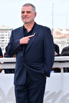 79th Cannes International Film Festival Photocall du film La Vénus Electrique 79th Cannes International Film Festival LA VENUS ELECTRIQUE photocall Pierre Salvadori poses during La Vénus Electrique The Electric Kiss photocall at the 79th annual Cannes Film Festival at Palais des Festivals Thomas Bohlen Starface 2026 05 12 455951 2026 05 13 Cannes France  Copyright: xThomasxBohlenx STAR_455951_047