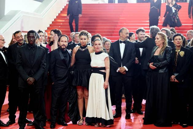 Nedjim Bouizzoul, Diamadoua Sissoko, guest, Emma Boumali, Mickaëlle Paty sœur de Samuel Paty , Antoine Reinartz, Emmanuelle Bercot, Mounira Barbouch Descente des marches du film Labandon lors du 79ème Festival International du Film de Cannes, le 13 mai 2026 Jacovides Moreau Bestimage People leaving the red carpet for Forsaken at the 79th Cannes International Film Festival on May 13, 2026 Cannes France  Copyright: xJACOVIDES-MOREAUx xBESTIMAGExJACOVIDES-MOREAUx xBESTIMAGEx