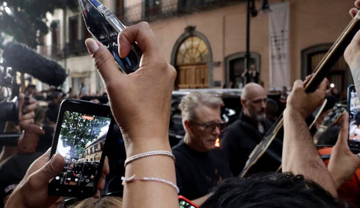 May 13, 2026, Mexico City, Mexico City, Mexico: In the background, U2 bassist Adam Clayton leaving the MIDE Museum in Mexico City s Historic Center. Mexico City Mexico - ZUMAt178 20260513_zip_t178_017 Copyright: xNadiaxTecuapetlax