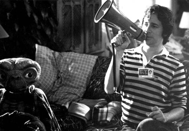 RECORD DATE NOT STATED Photograph of Steven Spielberg during the filming of E.T. the Extra-Terrestrial Photograph of Steven Spielberg (1946-) an American director, producer, and screenwriter, during the filming of E.T. the Extra-Terrestrial. Dated 20th Century Editorial use only. All other uses to be cleared with the copyright owner (World History Archive), in advance., WHA_095_0410.jpg, Steven Spielberg; American director; producer; screenwriter; E.T. the Extra-Terrestrial; filming; 20th century; Hollywood; iconic; filmmaker; behind the scenes; movie making; famous director; science fiction; classic film; entertainment industry; legendary; Hollywood history; directorial work; movie set; iconic movie; Hollywood legend; Steven Spielberg movi Copyright: xWorldxHistoryxArchivex