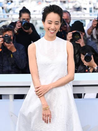 IPA84672849 - Cannes, 79th Cannes Film Festival 2026, day 2 - photocall of NAGI NOTES - Pictured: Takako Matsu, Koji Fukada and Shizuka Ishibaschi  Copyright: xAlbertoxTerenghix xPoolxPhotoxEventsx07x 84672849