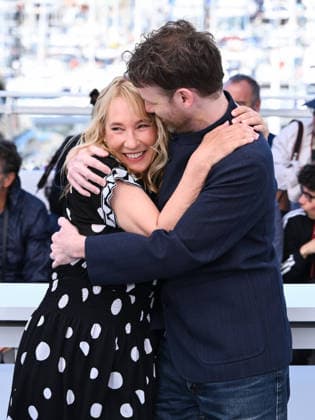 IPA84673685 - Cannes, 79th Cannes Film Festival 2026, day 2 - photocall of L Abandon (Forsaken) - Pictured: Emmanuelle Bercot , Antoine Reinartz  Copyright: xAlbertoxTerenghix xPoolxPhotoxEventsx07x 84673685