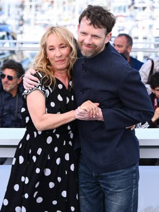 IPA84673687 - Cannes, 79th Cannes Film Festival 2026, day 2 - photocall of L Abandon (Forsaken) - Pictured: Emmanuelle Bercot , Antoine Reinartz  Copyright: xAlbertoxTerenghix xPoolxPhotoxEventsx07x 84673687