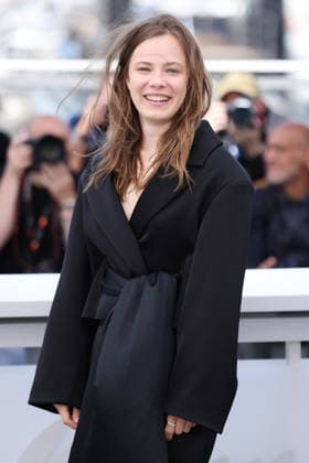 Cannes El Deshielo Photocall JD Saskia Rosendahl attend the El Deshielo photocall during the 79th Cannes Film Festival in Cannes on May 14, 2026. Photo by Jerome Dominé ABACAPRESS.COM Cannes France  Copyright: xDominexJerome ABACAx