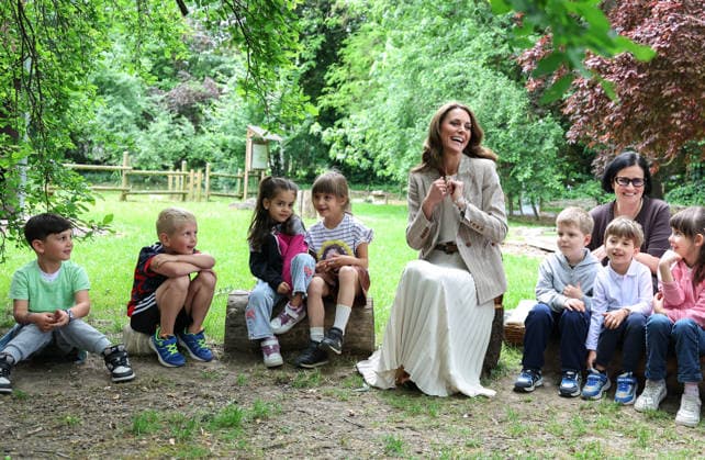 The Princess of Wales Visits Reggio Emilia in Northern Italy - Day Two 14 05 2026. Reggio Emilia, Italy. The Princess of Wales during a visit to the Salvador Allende pre?school to observe how nature?based learning is embedded within the Reggio Emilia Approach. Her Royal Highness spent time with children learning outdoors and met the educators whose commitment to nature shapes the design and ethos of the school. The Princess then joined a class of children for their outdoor morning assembly. Her Royal Highness also met an atelierista, who guided her around the grounds. The Princess then meet parents who volunteer at the school, to understand the strong community involvement that supports the pre-school., Credit:Andrew Parsons Kensington Pa  Copyright: xAndrewxParsonsx xKensingtonxPalacex xB66x xAvalonx 1098940481