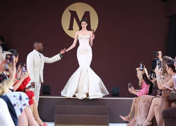Magnum fashion show on the Magnum Cannes beach during the 79th Cannes International Film Festival, France, May 14, 2026 Denis Guignebourg Bestimage After announcing the launch of Maison Magnum®, haute couture opens its exceptional podium to A Castillon for an exclusive showcase on May 14 on the Magnum Cannes beach on the occasion of the 79th Cannes Film Festival. Previously at the heart of Maison Magnum® an inaugural fashion show artistically directed by L Roach and couture silhouettes imagined by V Weinsanto celebrating a shared vision of pleasure as a sensory experience, at the crossroads of gourmandise and creativity This new take on gourmandise through creativity and contemporary culture will be crowned by a memorable evening on Thursd  Copyright: xDenisxGuignebourgx xBestimagexDenisxGuignebourgx xBestimagex