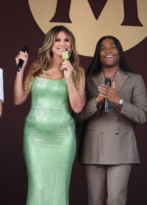 Heidi Klum and Low Roach at the Magnum fashion show on the Magnum Cannes beach during the 79th Cannes International Film Festival, France, May 14, 2026 Denis Guignebourg Bestimage After announcing the launch of Maison Magnum®, haute couture opens its exceptional podium to A Castillon for an exclusive showcase on May 14 on the Magnum Cannes beach on the occasion of the 79th Cannes Film Festival. Previously at the heart of Maison Magnum® an inaugural fashion show artistically directed by L Roach and couture silhouettes imagined by V Weinsanto celebrating a shared vision of pleasure as a sensory experience, at the crossroads of gourmandise and creativity This new take on gourmandise through creativity and contemporary culture will be crowned  Copyright: xDenisxGuignebourgx xBestimagexDenisxGuignebourgx xBestimagex