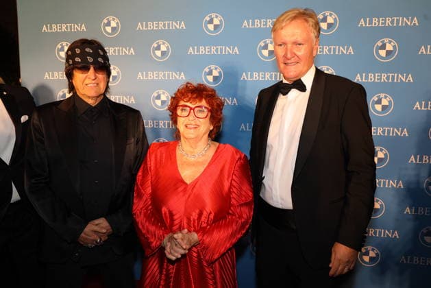 Albertina Fundraising Dinner 2023 Wien, Albertina, 14. 09. 2023 Gottfried HELNWEIN, Valie EXPORT, Klaus Albrecht SCHRÖDER *** Albertina Fundraising Dinner 2023 Vienna, Albertina, 14 09 2023 Gottfried HELNWEIN, Valie EXPORT, Klaus Albrecht SCHRÖDER 