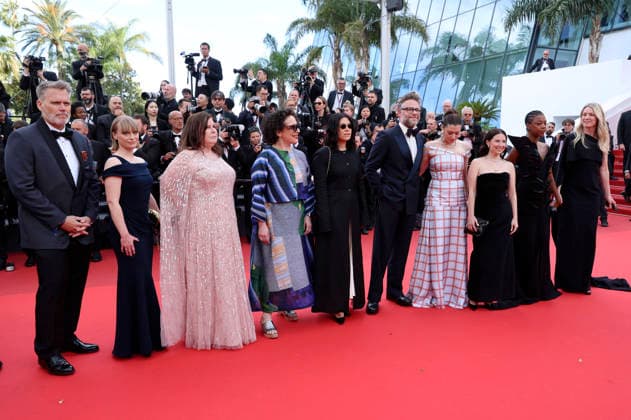 Steve Barnett, Gast, Vicky Patel, Gast, Abbi Jacobson, Seth Rogen, Lauren Miller Rogen, Sugar Lyn Beard, Samira Wiley und Leah Nelson bei der Premiere des Kinofilms Fatherland auf dem Festival de Cannes 2026 79. Internationale Filmfestspiele von Cannes im Palais des Festivals. Cannes, 14.05.2026