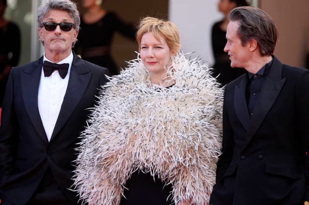Pawel Pawlikowski, Sandra Hüller und August Diehl bei der Premiere des Kinofilms Fatherland auf dem Festival de Cannes 2026 79. Internationale Filmfestspiele von Cannes im Palais des Festivals. Cannes, 14.05.206
