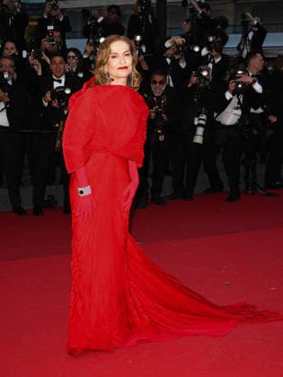 IPA84692592 - Cannes, 79th Cannes Film Festival 2026, evening 3 - red carpet of Histoires Paralleles (Parallel Tales). In the photo Isabelle Huppert  Copyright: xManuelexMangiarottix xPoolxPhotoxEventsx07x 84692592
