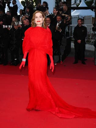 IPA84692596 - Cannes, 79th Cannes Film Festival 2026, evening 3 - red carpet of Histoires Paralleles (Parallel Tales). In the photo Isabelle Huppert  Copyright: xManuelexMangiarottix xPoolxPhotoxEventsx07x 84692596