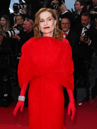 IPA84692598 - Cannes, 79th Cannes Film Festival 2026, evening 3 - red carpet of Histoires Paralleles (Parallel Tales). In the photo Isabelle Huppert  Copyright: xManuelexMangiarottix xPoolxPhotoxEventsx07x 84692598