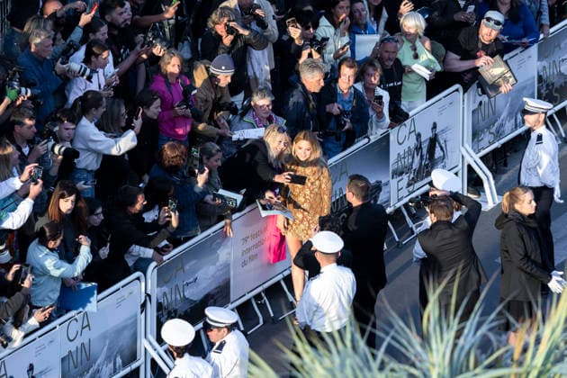 Virginie Efira Montée des marches du film Histoires parallèles lors du 79ème Festival International du Film de Cannes, le 14 mai 2026 Camilla Canalini Bestimage Red carpet for Parallel tales at the 79th Cannes International Film Festival on May 14, 2026 Cannes France  Copyright: xCamillaxCanalinix xBestimagexCamillaxCanalinix xBestimagex