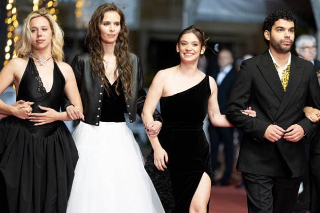 Kim Higelin Bijoux Tasaki , Marion Le Corroler, Mara Taquin, Sami Outalbali Montée des marches du film Sanguine lors du 79ème Festival International du Film de Cannes, le 14 mai 2026 Olivier Borde Bestimage Red carpet for Species at the 79th Cannes International Film Festival on May 14, 2026 Cannes France  Copyright: xOLIVIERxBORDEx xBESTIMAGExOLIVIERxBORDEx xBESTIMAGEx